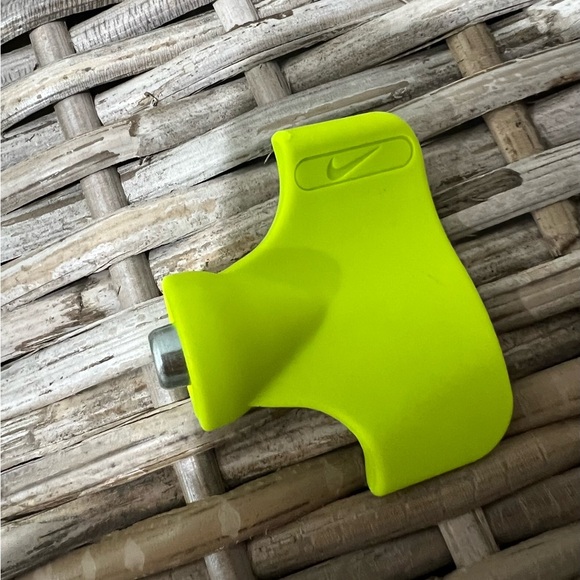 Nike Zoom Rival women’s track and field shoes, size 6.5, tool included, yellow - Picture 3 of 9